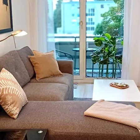 With Balcony شقة إنغولشتات